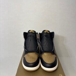 Size 6y Jordan 1 Retro High OG Black Metallic Gold (GS)